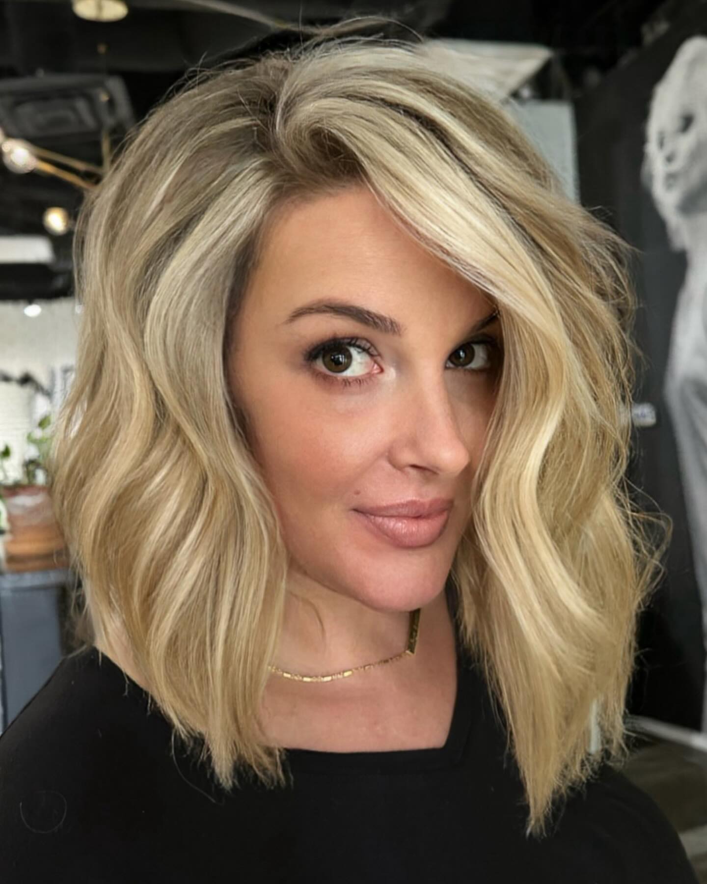 Thick Lob with Subtle Waves